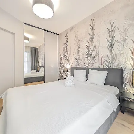 Appartement Traugutta Urban Nest By Bookinghost